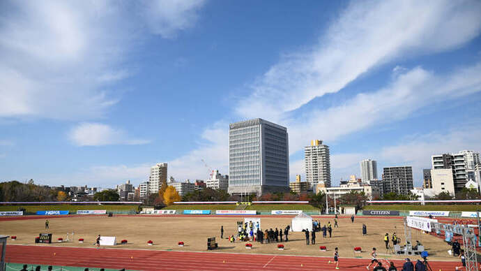 【JMCシリーズ 最後の福岡国際マラソン】平和台陸上競技場